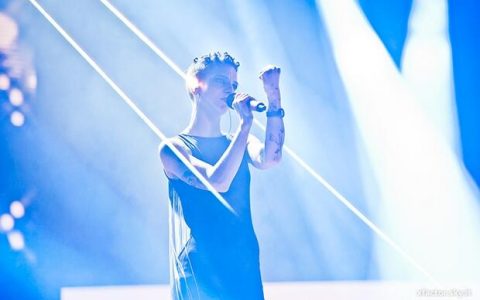 X Factor 7: la sesta puntata LIVE. Gaia e gli Ape Escape al ballottaggio, fuori Gaia al TILT. Semifinale per Michele, Aba, Violetta, Andrea e gli Ape Escape.