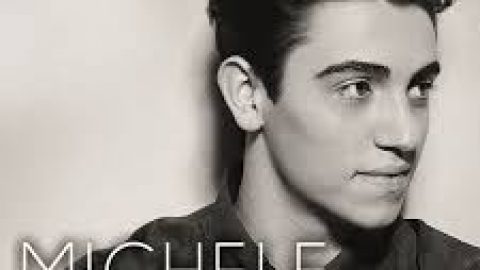 Classifica dei singoli sotto il segno di X Factor: Michele Bravi è già nono, Stardust ancora secondo. In testa Ligabue (album) e U2 (singoli)