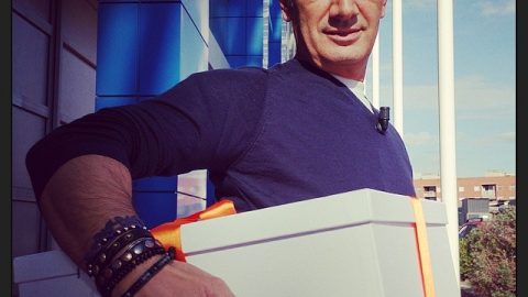 Daytime di Amici del 28 marzo: pacco regalo per Alessio e Miriam