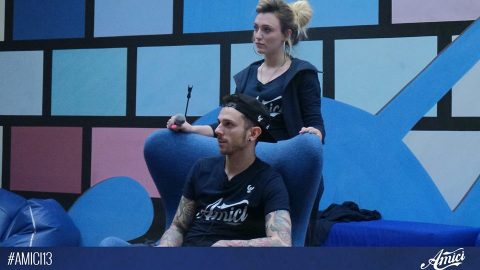 Doppietta della squadra bianca: fuori Sara e Denny.