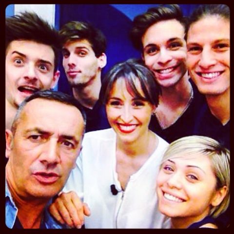 Daytime di Amici del 9 Aprile: Federica si infortuna, Benedetta Parodi fa visita ai blu