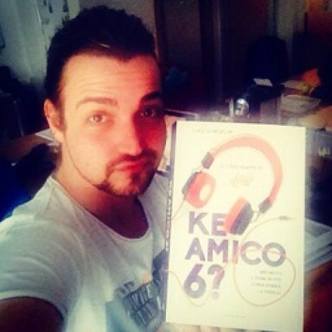 Daytime di Amici del 20 maggio: verifiche per i bianchi, Valerio Scanu ospite.