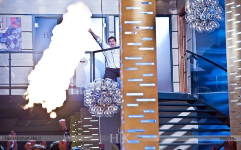 MATTEO ESCE A RIVEDER LE STELLE: SUA LA PRIMA EDIZIONE DI HELL’S KITCHEN